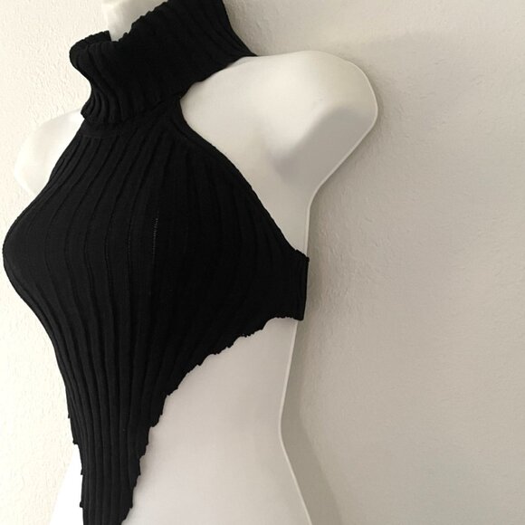 NEW BACKLESS KNIT TURTLE NECK CROP TOP - Picture 11 of 16